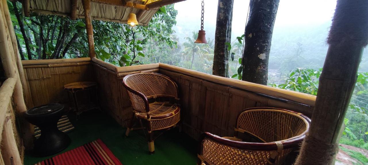 Fab - Bamboo Hut With Open Shower Munnar Exteriér fotografie